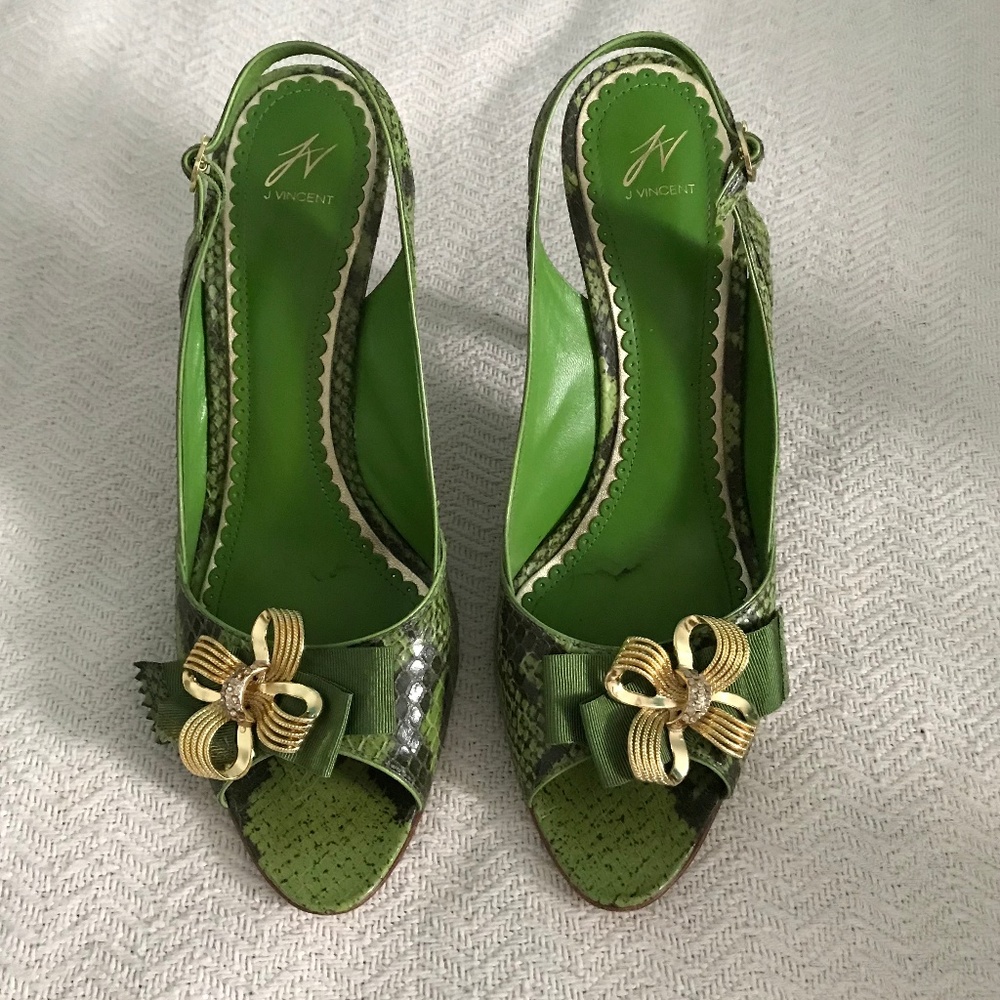 GREEN SNAKESKIN  size 8.5 J VINCENT SLINGBACK SHOE
